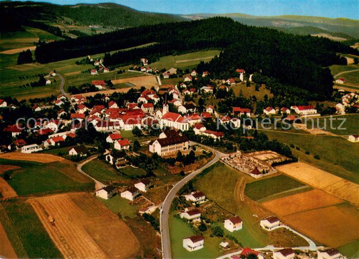 Haus Wald Fliegeraufnahme