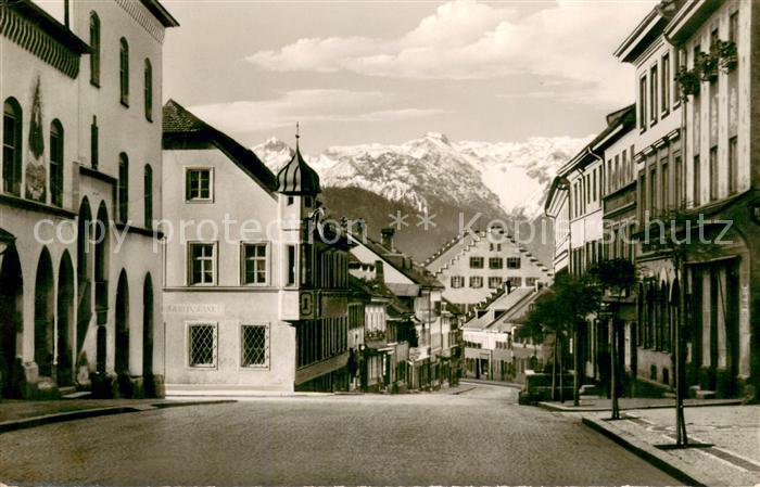 Murnau Staffelsee Der Markt mit Hohe Kiste