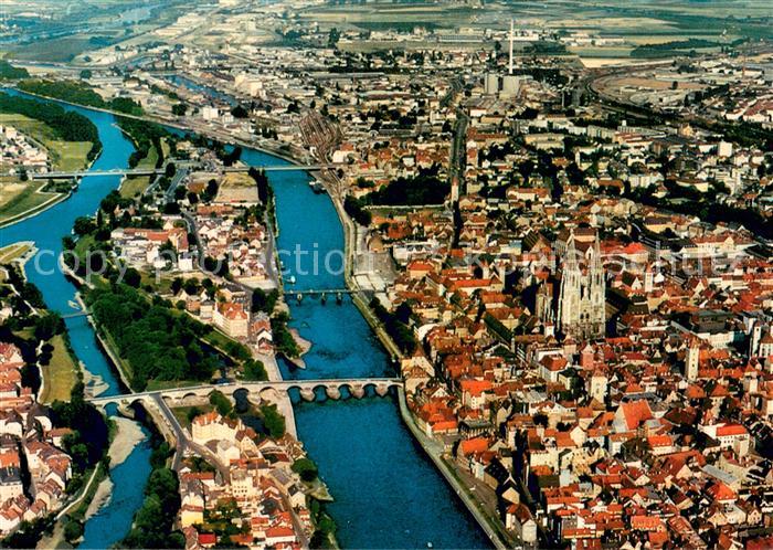 REGENSBURG Bayern Fliegeraufnahme mit Donau