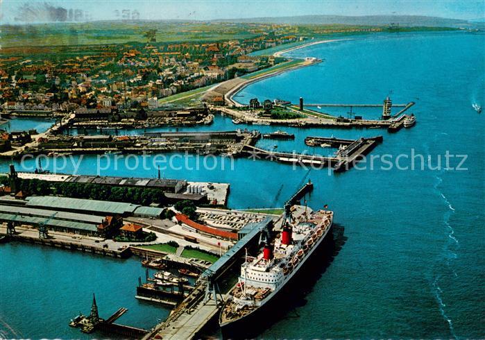 Cuxhaven Nordseebad Hafen Fliegeraufnahme