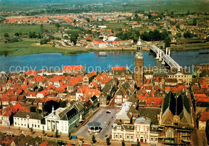 Kampen Niederlande met Ijselbrug in vogelvlucht