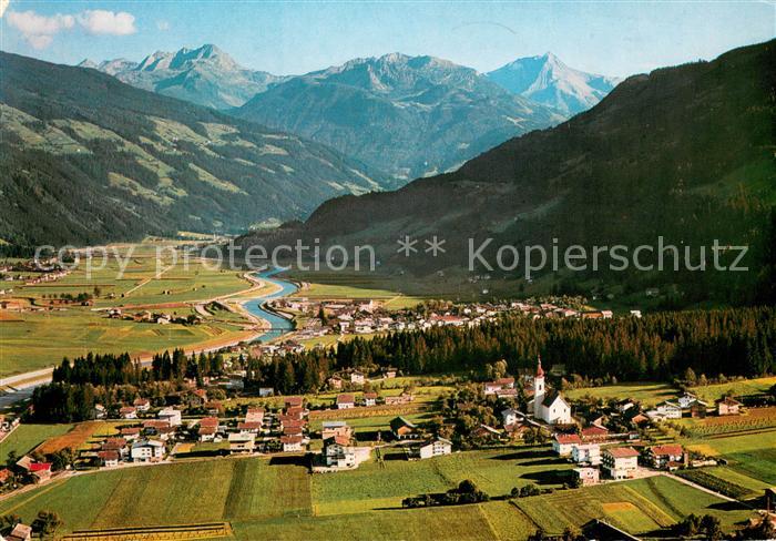 Ried Zillertal Panorama mit Zillertaler Alpen Fliegeraufnahme