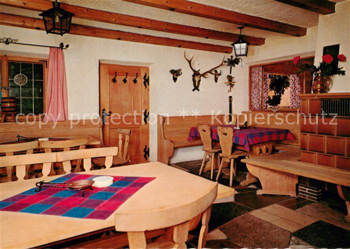 Kreuth Tegernsee Ausflugsgaststaette Cafe Schwaigeralm Gastraum