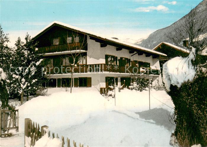 Oberstdorf Gaestehaus Rupfer im Winter Allgaeuer Alpen