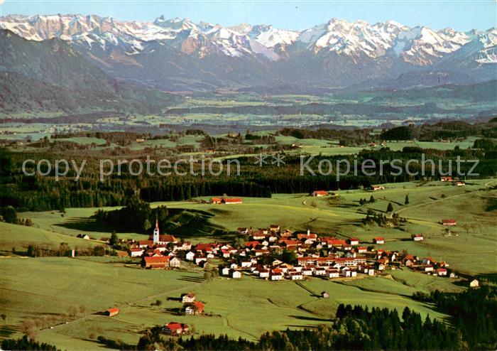 Buchenberg Allgaeu Fliegeraufnahme mit Oberstdorfer Bergen