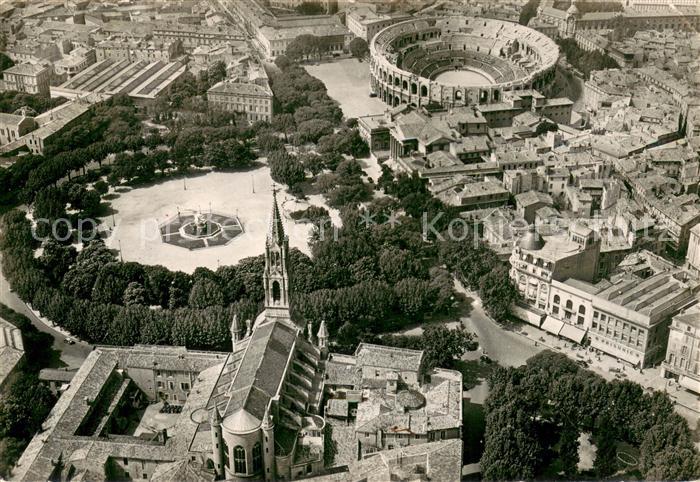 Nimes Vue aerienne Eglise Sainte Perpetue la fontaine Pradier et les Arenes