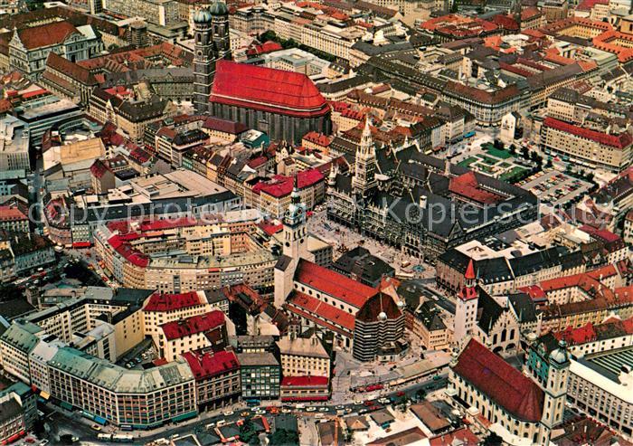 Muenchen Bayern Stadtzentrum Fliegeraufnahme