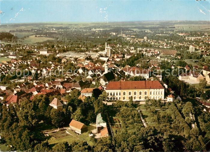 Dachau Stadtpanorama mit Schloss Fliegeraufnahme