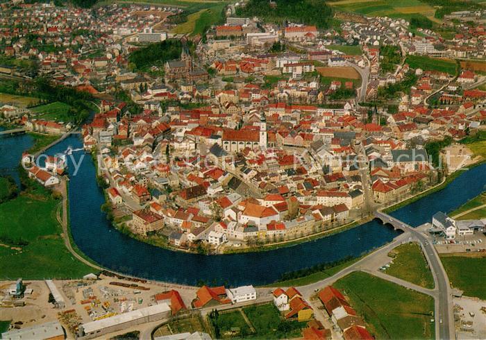 Cham Oberpfalz Tor zum Bayerischen Wald am Fluss Regen Fliegeraufnahme