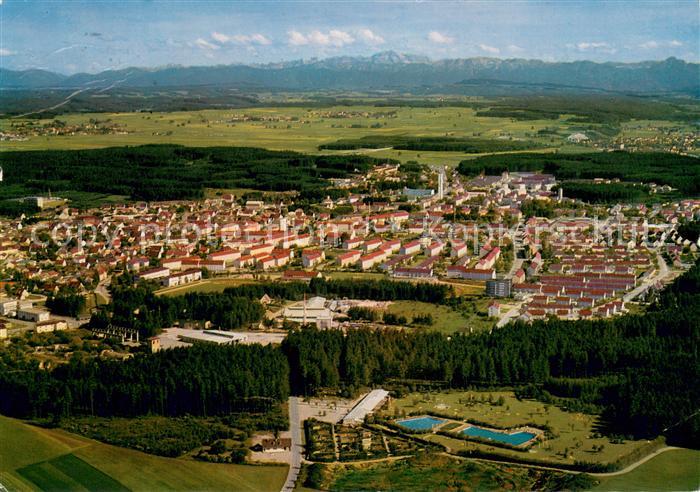 Neugablonz Fliegeraufnahme mit Wettersteingebirge Zugspitze Tegelberg und Saeuli