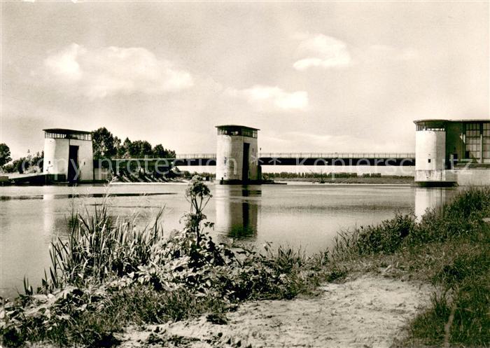 Weser Kraftwerk an der Weser