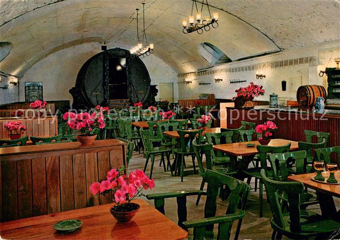 Insel Mainau Historische Gaststaette Torkelkeller am Hafen Gastraum