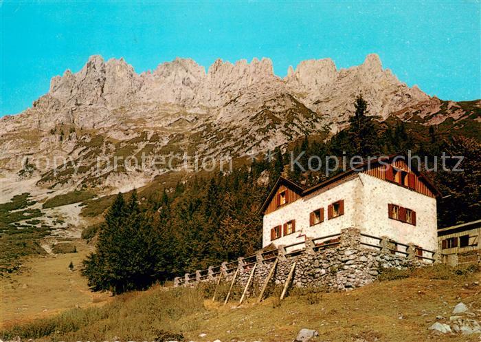 Gaudeamushuette mit Toerlspitzen und Wilder Kaiser