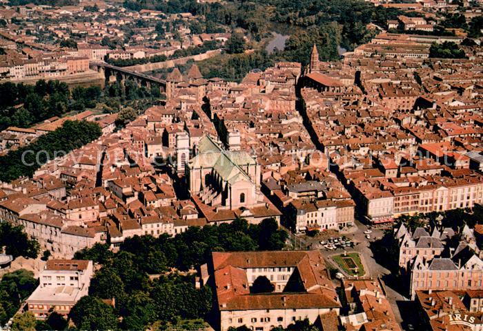Montauban Tarn-et-Garonne Vue aerienne Prefecture Cathedrale Plus loin musee Ing