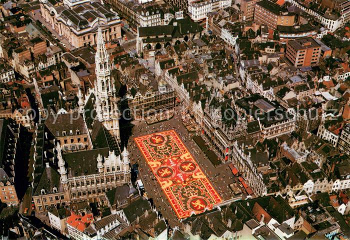 Brussels Grand Place Tapis des fleurs Marktplatz Blumenteppich Fliegeraufnahme