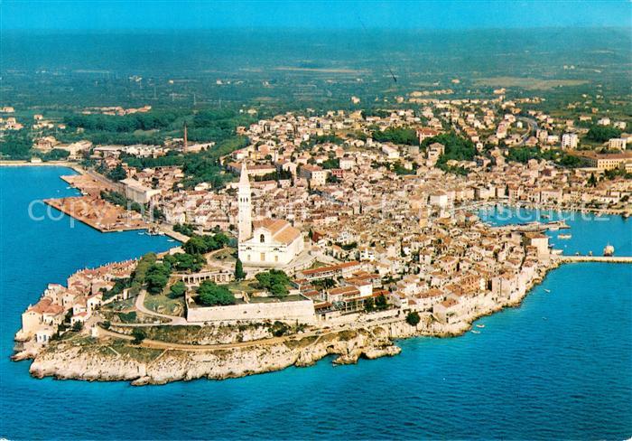 Rovinj Rovigno Istrien Halbinsel Altstadt Kirche Fliegeraufnahme