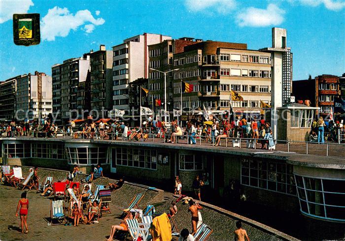 Oostduinkerke Zeedijk Promenade