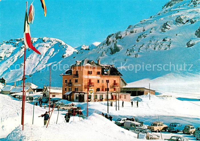 Passo Pordoi Hotel Col di Lana Berghotel Gebirgspass Dolomiten
