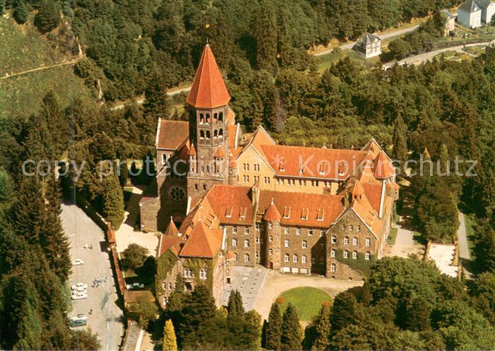 Clervaux Abbaye bénédictine de Saint Maurice et de Saint Maur vue aérienne