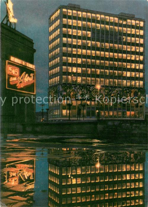 BERLIN  CITY Haus des Lehrers am Alexanderplatz Nachtaufnahme Hauptstadt der DDR