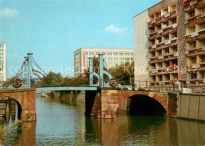 BERLIN  CITY Jungfernbruecke Klappbruecke 18. Jhdt. Technisches Denkmal Hauptsta