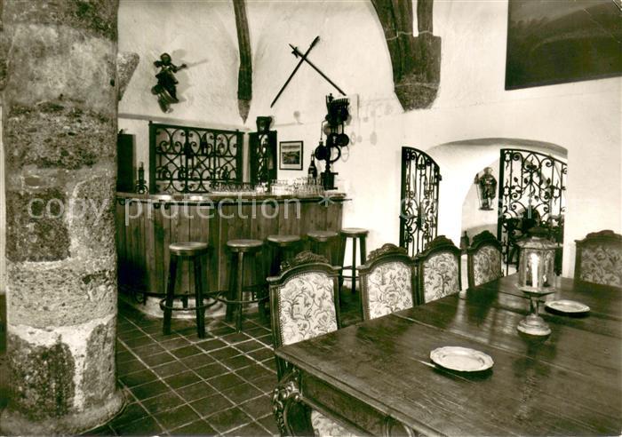 Seeon-Seebruck Inselschloss Gaststaette und Gaestehaus Sandau Restaurant Bar