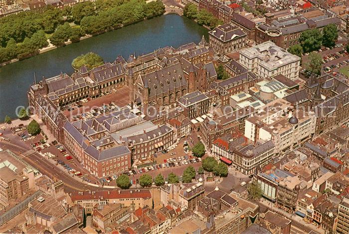 Den Haag Buitenhof met Regeringsgebouwen luchtfoto