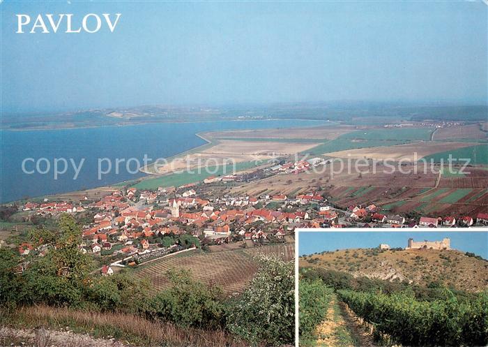 Pavlov Pollau Panorama Blick zur Burgruine