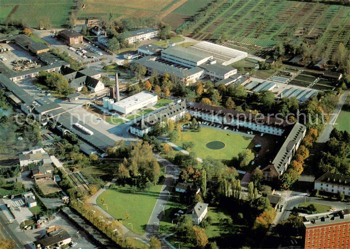 Koeln Rhein Werksanlage und Arzneipflanzenkulturen Dr. Madaus & Co. Fliegeraufna