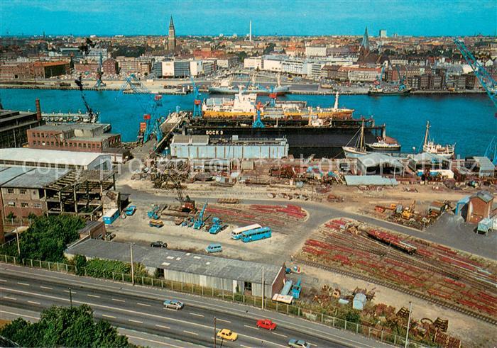 KIEL CITY Fliegeraufnahme mit Kieler Werften und Stadt