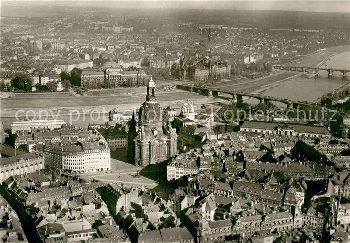 DRESDEN Elbe Fliegeraufnahme mit Neumarkt und Frauenkirche