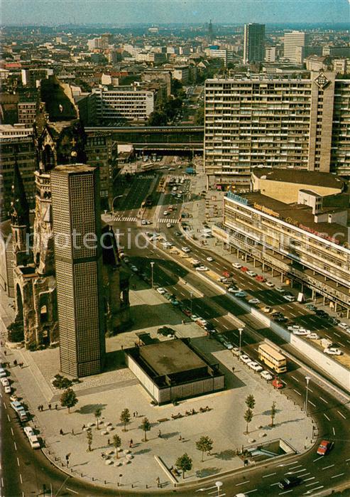 BERLIN CITY Blick vom Europa Center auf Gedaechtniskirche mit Hardenbergstrasse