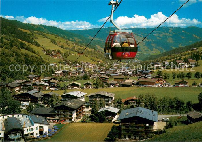 Saalbach-Hinterglemm mit Zwoelferkogel Gondelbahn