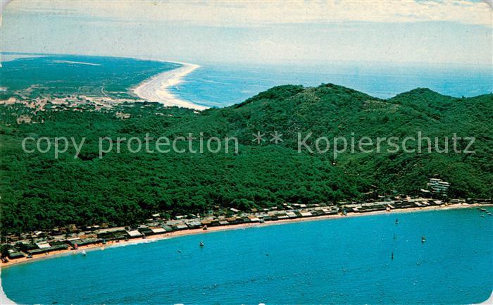 Acapulco Vista aérea de Puerto Marquez y la Costa Chica