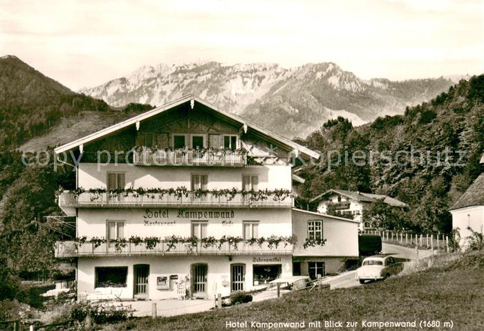 Schleching Hotel Kampenwand mit Blick zur Kampenwand Chiemgauer Alpen
