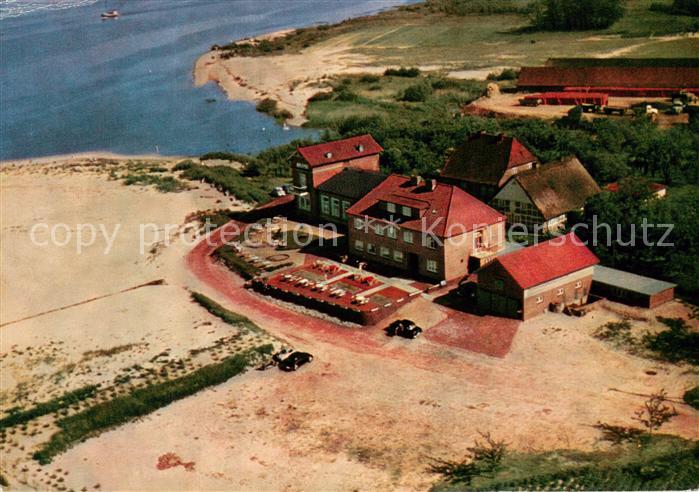 Krautsand Hotel zur Elbaussicht Fliegeraufnahme