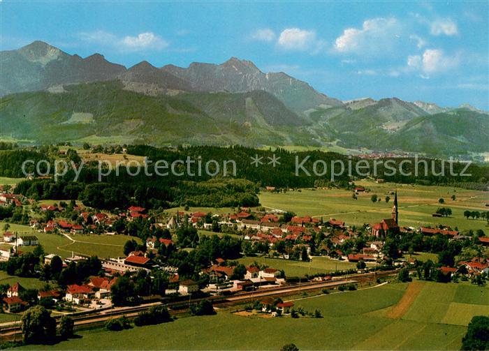uebersee Chiemsee Fliegeraufnahme mit Kampenwand