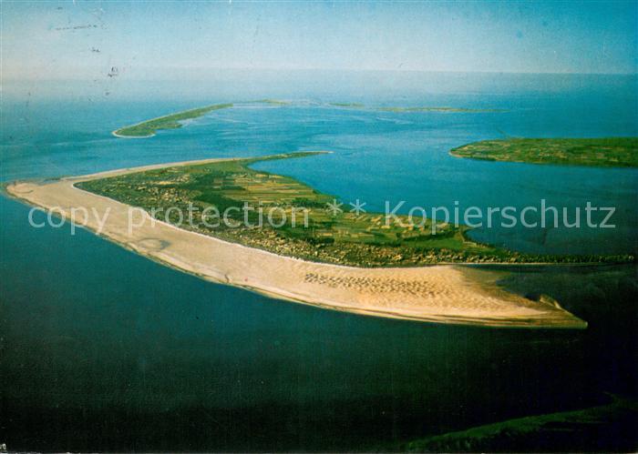 Amrum Nordseeinsel mit Inseln Foehr und Sylt Luftaufnahme aus ca. 2500 m Hoehe