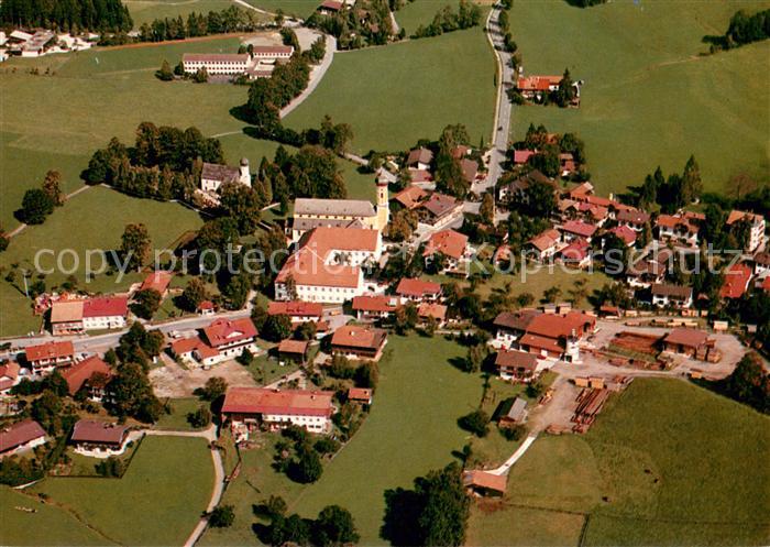 Fischbachau mit Martinsmuenster und ehemaliges Probsteigebaeude Fliegeraufnahme
