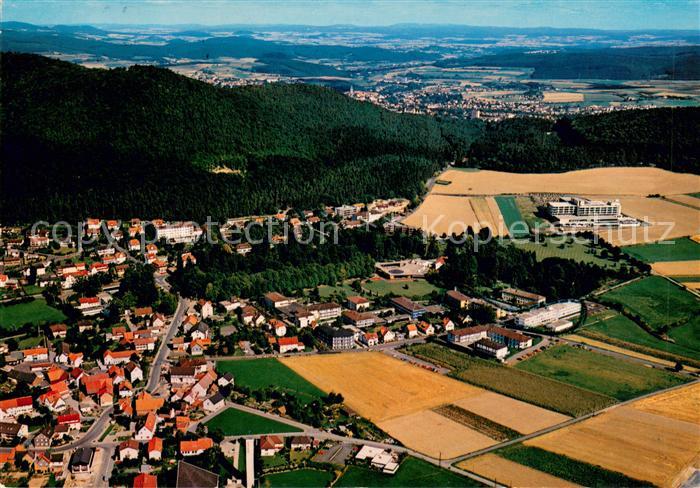 Reinhardshausen mit Bad Wildungen im Hintergrund Fliegeraufnahme