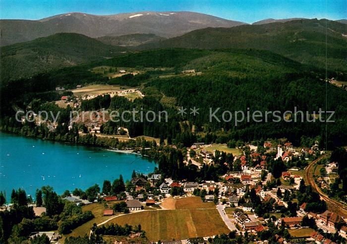 TITISEE Schwarzwald BW Ferienort im Hochschwarzwald Blick zum Feldberg Fliegerau