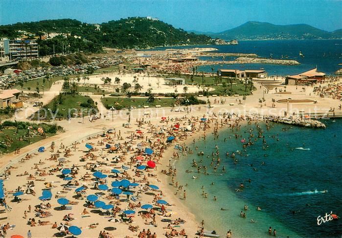 Toulon Var Les nouvelles plages du Mourillon au loin le cap Brun et les Oursinie