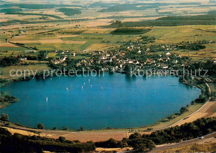 Schalkenmehren Fliegeraufnahme mit Maar