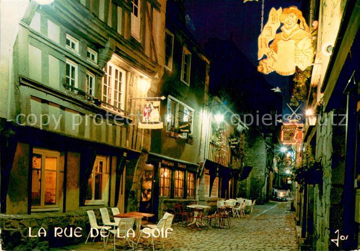 Dinan 22 La rue de la Chaux dite aussi Rue de la Soif surtout animee a la nuit t