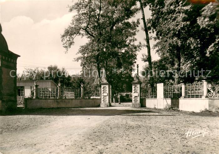 Nancy Lothringen Entree du terrain municipal de camping Chateau de Remicourt
