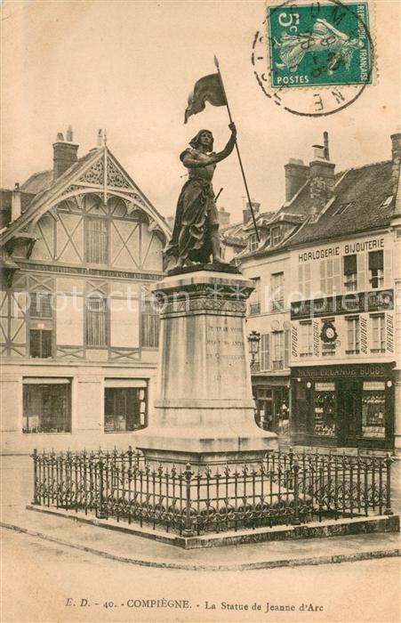 Compiegne Oise La Statue de Jeanne d_Arc