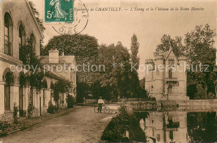Chantilly Oise Etang et le Chateau de la Reine Blanche