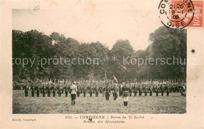 Compiegne Oise Revue du 14 Juillet Remise des decorations