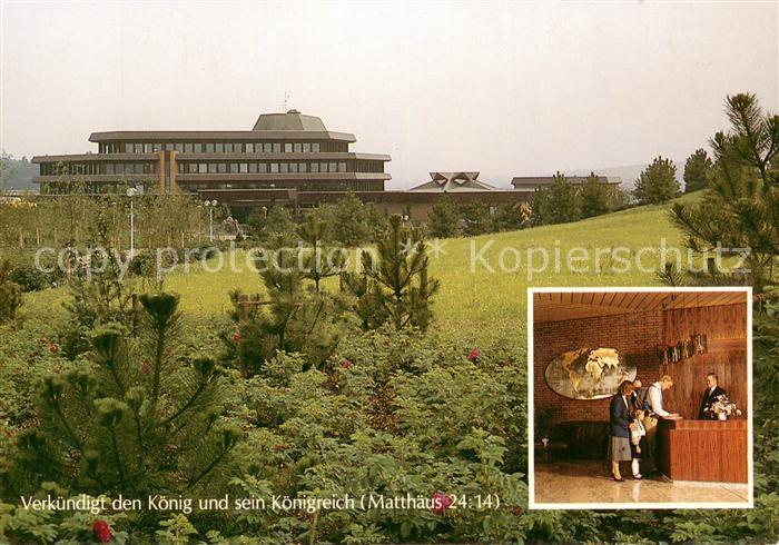 Bethel Selters Taunus Verwaltungsgebaeude mit Haupteingang und Anmeldung