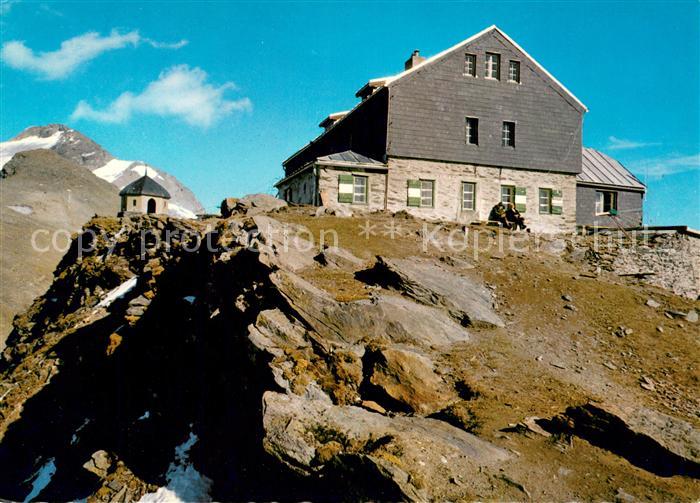 Hannoverhaus und Arnoldmausoleum auf der Arnoldhoehe mit Ankogel